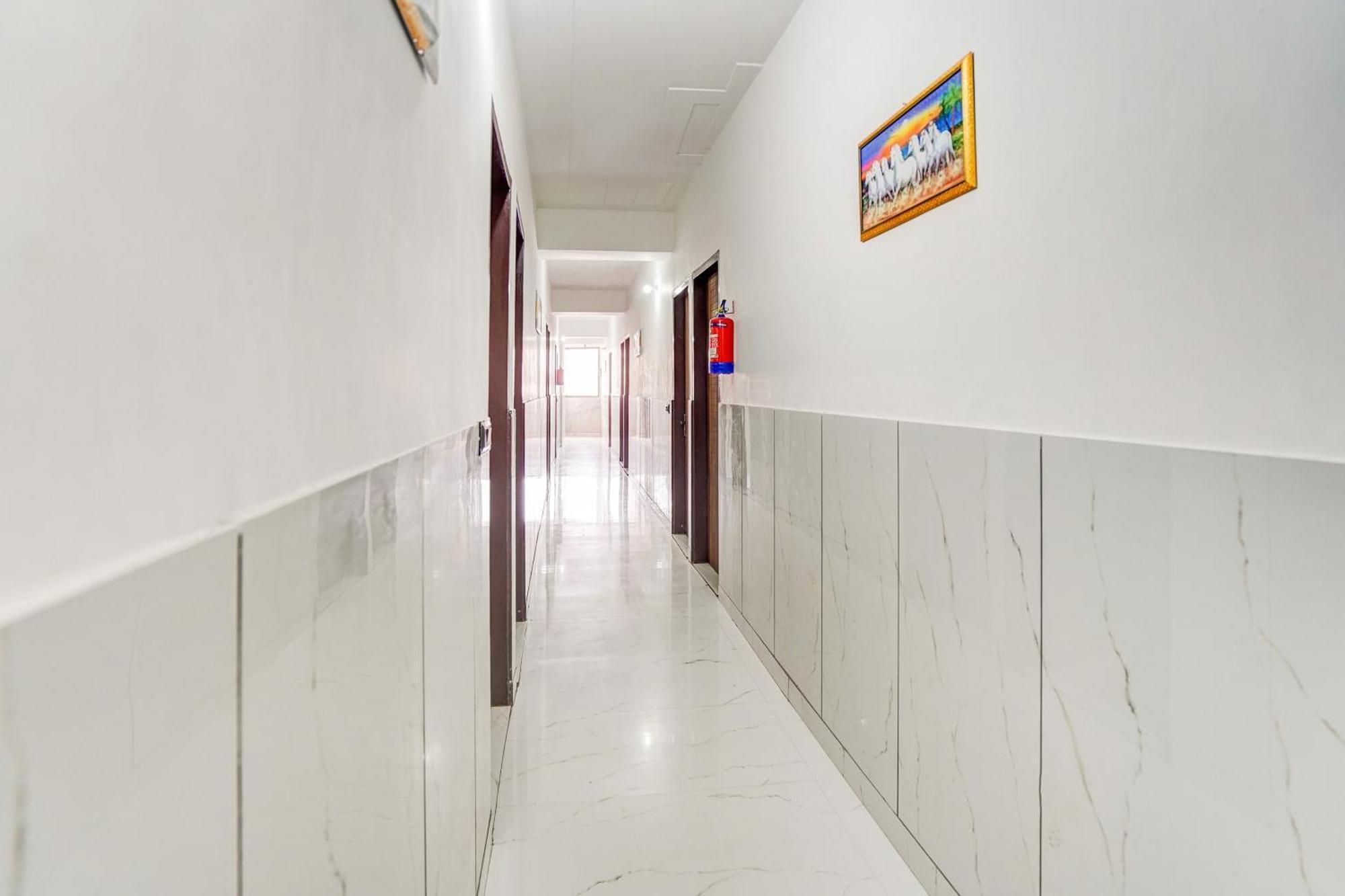 Super Hotel O Burari นิวเดลี ภายนอก รูปภาพ
